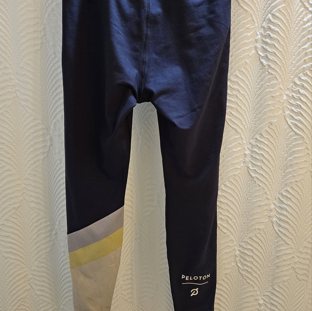 Peloton Navy Leggings Medium